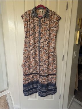 Mimi Chica Navy and Tan Floral Midi Dress